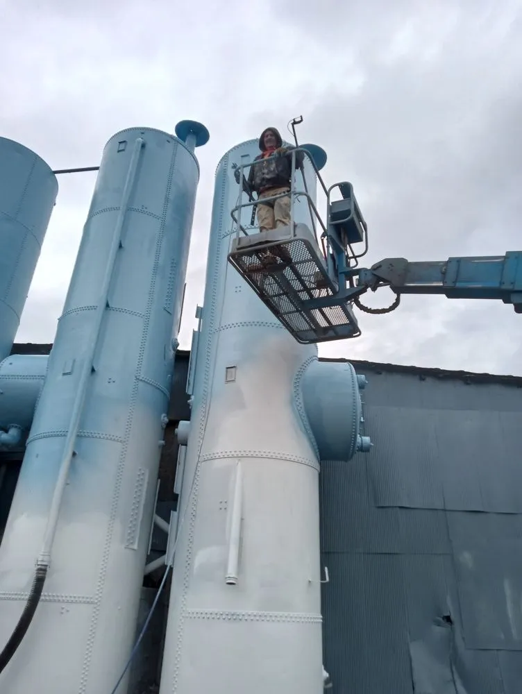 Custom yard cleanup service for year-round maintenance in Bay City, MI by General Maintenance