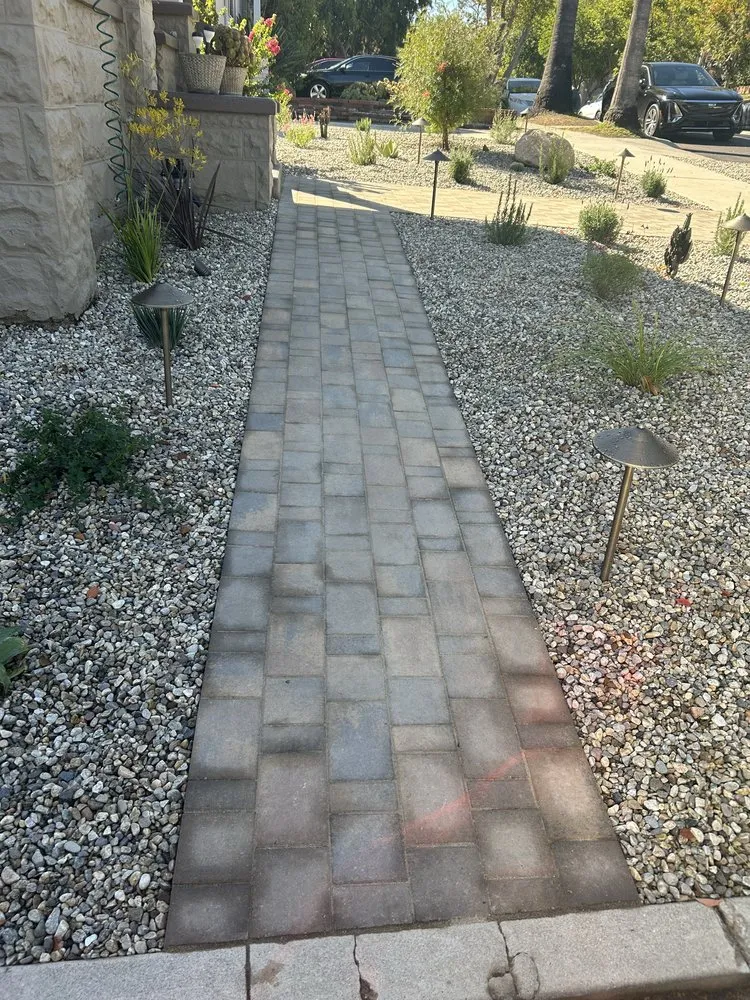 Professional residential landscaping for year-round maintenance in Sunland, CA by General Native Green