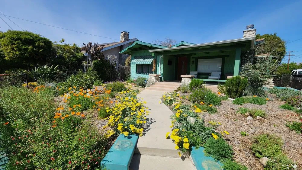 Affordable garden landscaping for homes in Sunland, CA by General Native Green