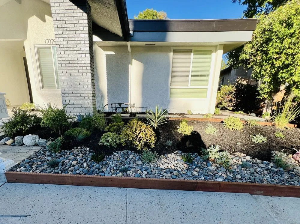 Top-rated lawn mowing service with custom design across Sunland, CA - General Native Green