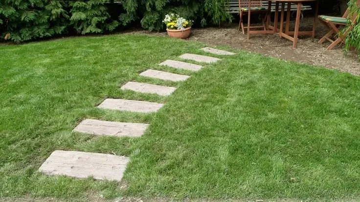 Custom lawn mowing service for homes in Spartanburg, SC by General One landscaping