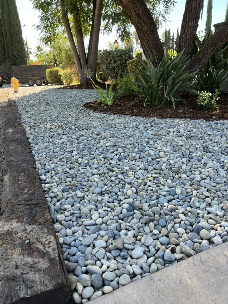 Custom lawn mowing service experts serving Los Angeles, CA - Generation Landscape