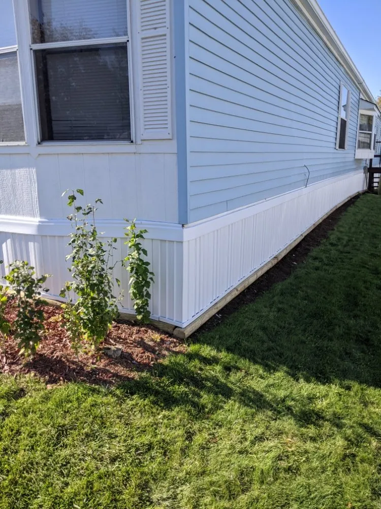 Trusted lawn care service in Reagan, TN - Gene's Land services