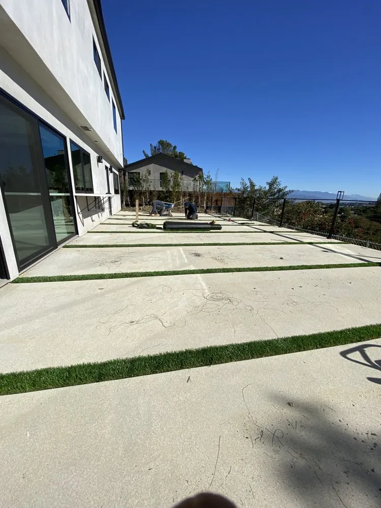 Affordable lawn care service for residential properties in San Fernando, CA by Genesis Construction