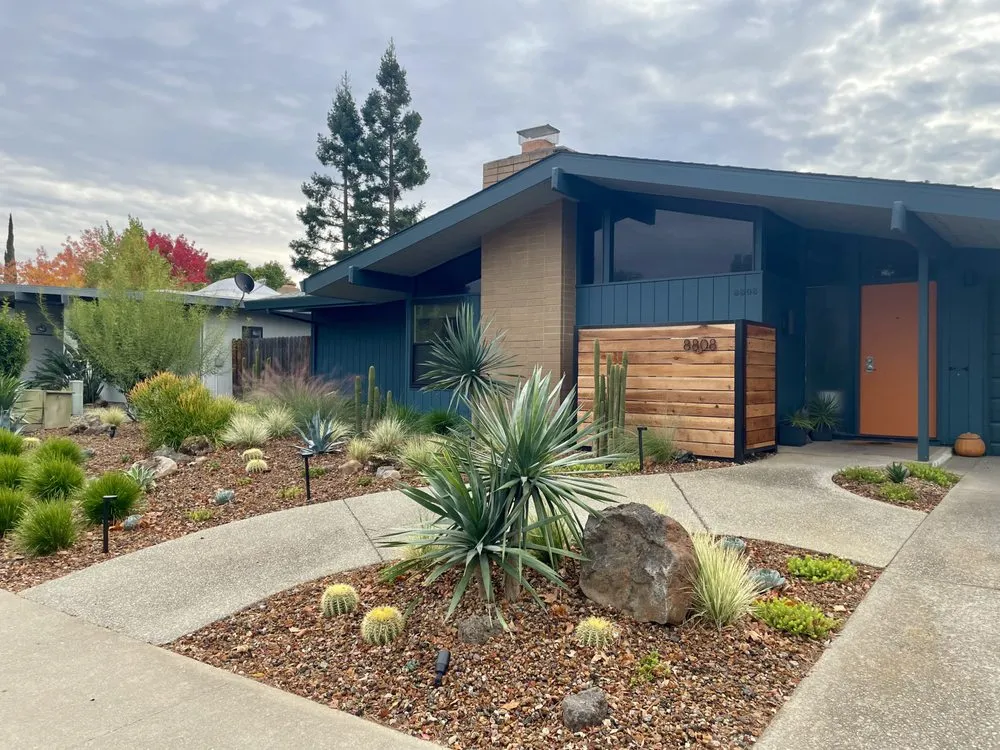 Local lawn mowing service experts serving Sacramento, CA - Genesis Landscapes