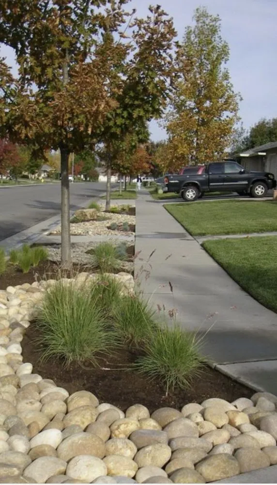 Professional outdoor landscaping experts serving Littlerock, CA - Genesis Landscaping