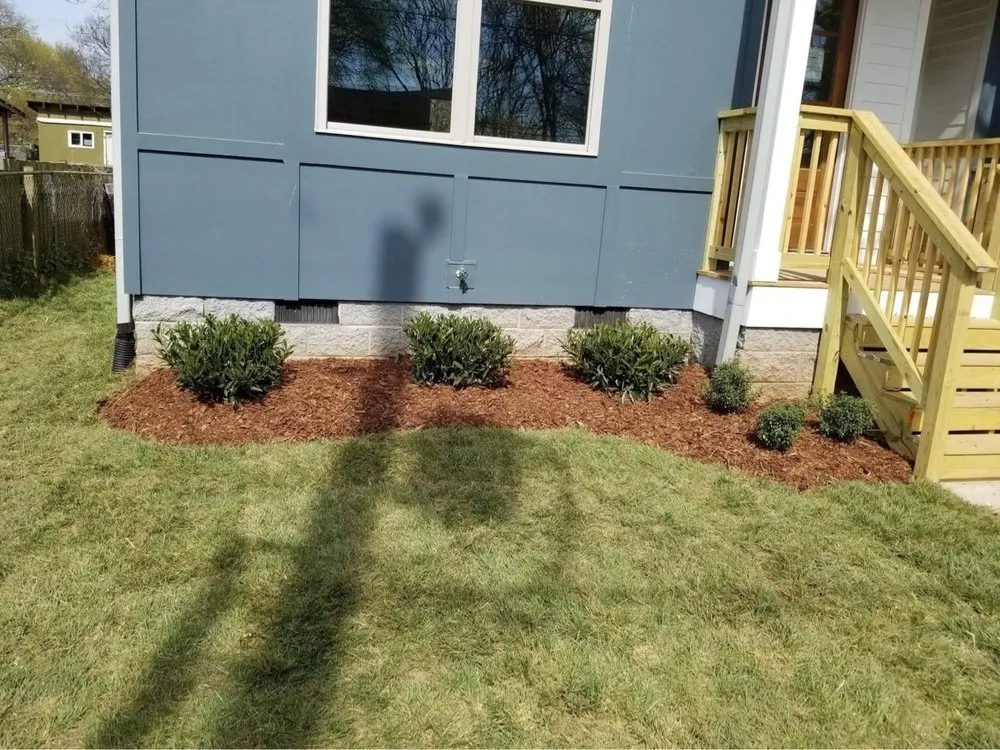 Custom garden landscaping in Nashville, TN by Geni landscaping