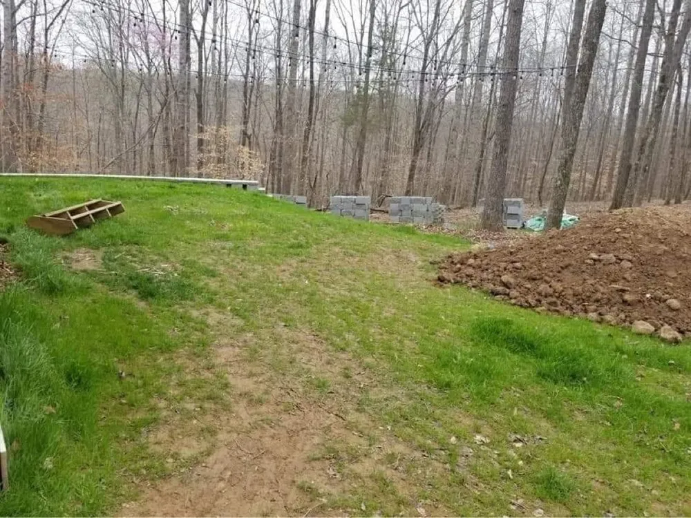 Reliable outdoor landscaping for year-round maintenance in Nashville, TN by Geni landscaping