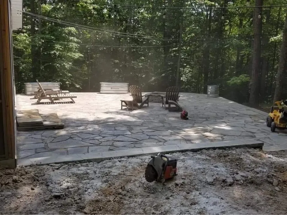 Reliable landscaping services in Nashville, TN by Geni landscaping