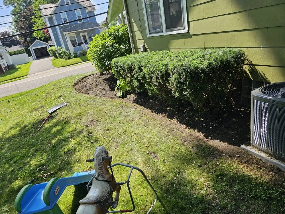 Custom residential landscaping experts serving Canton, OH - Genos Home Services