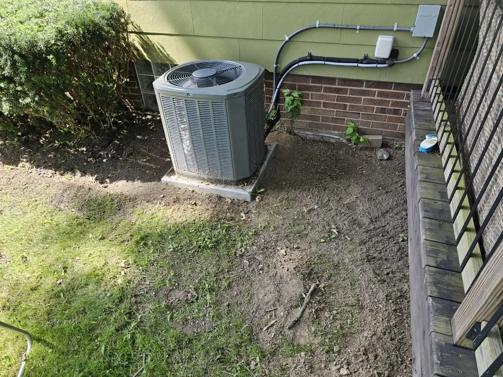 Expert yard maintenance for beautiful yards in Canton, OH by Genos Home Services