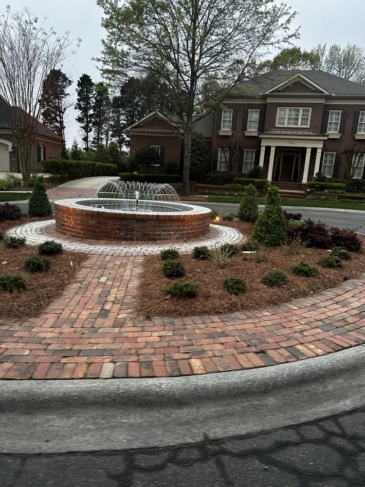 Trusted lawn mowing service in Charlotte, NC - Genova Landscape