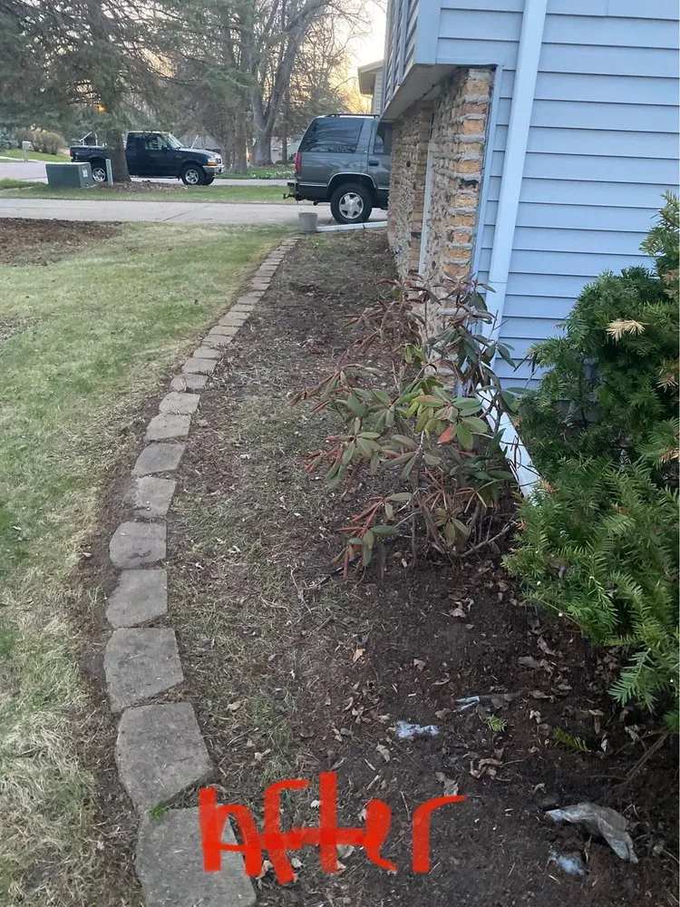 Expert yard cleanup service in Rosemount, MN - Gen's Lawn Maintenance