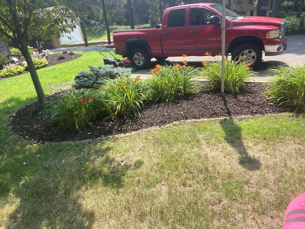 Reliable yard cleanup service for residential properties across Rosemount, MN - Gen's Lawn Maintenance