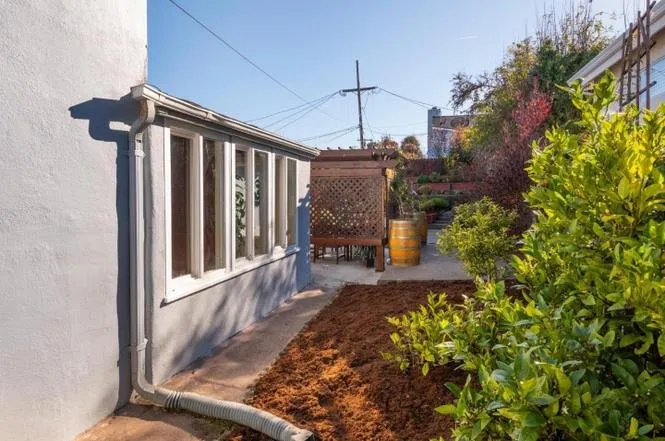 Custom yard maintenance in San Francisco, CA - Gentle Giant's Gardening and Landscaping Services