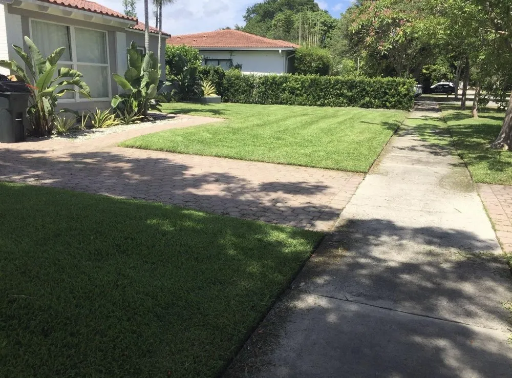 Trusted lawn care service in Miami, FL - Genuine Care Landscaping