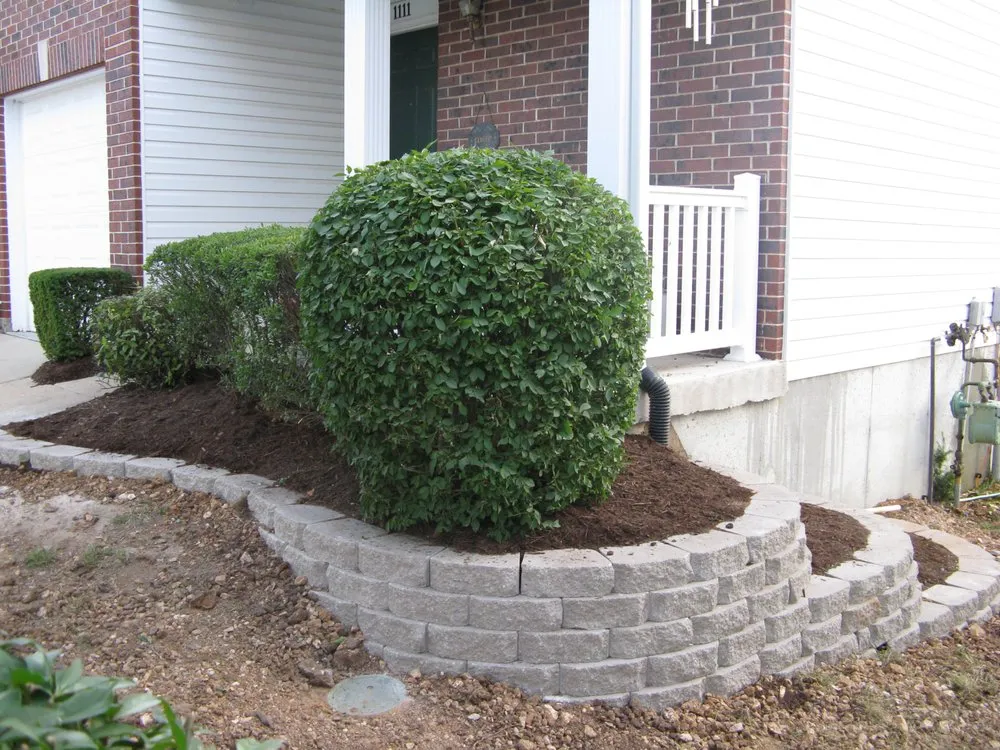 Expert yard maintenance experts serving Fenton, MO - Genuine Lawn Care