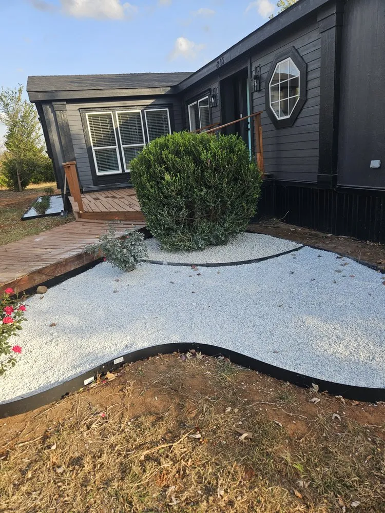 Local yard cleanup service in Norman, OK by Geo Trees Service