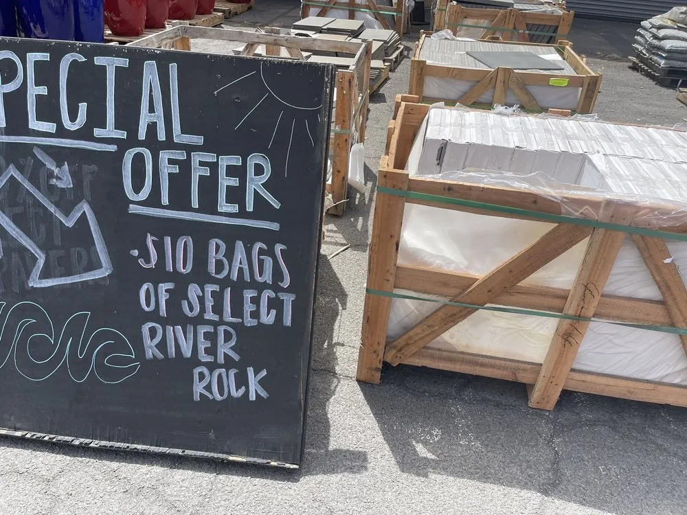 Professional landscaping services for year-round maintenance across Aiea, HI - Geobunga