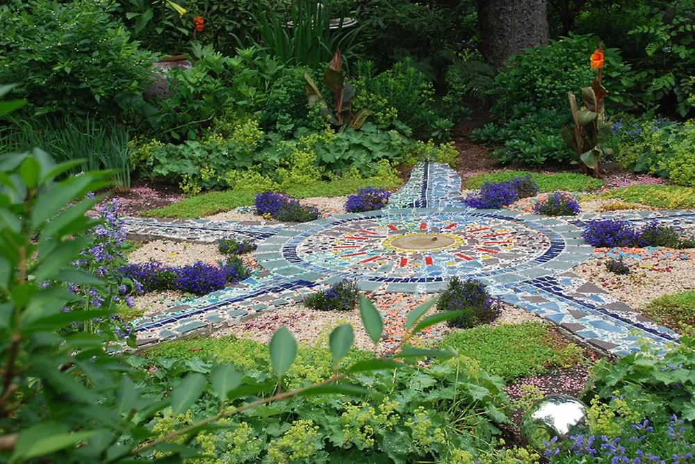 Top-rated lawn mowing service for outdoor upgrades across East Hampton, NY - Geoffrey Nimmer Landscapes