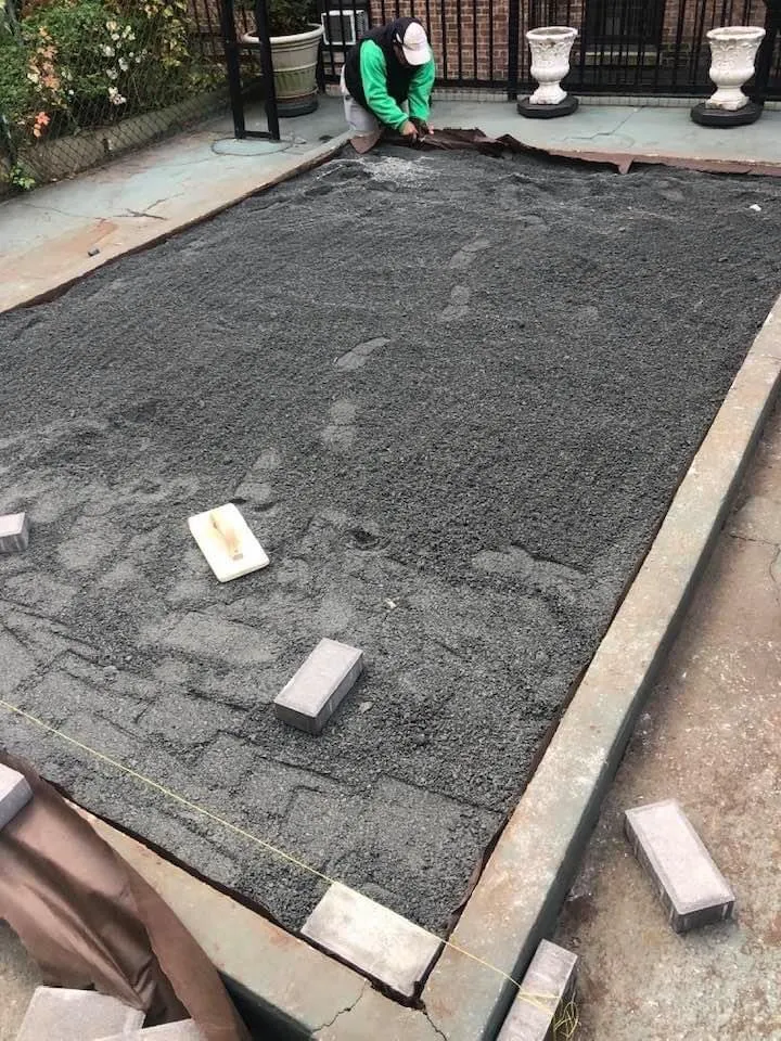 Custom lawn care service experts serving New York, NY - George landscaping