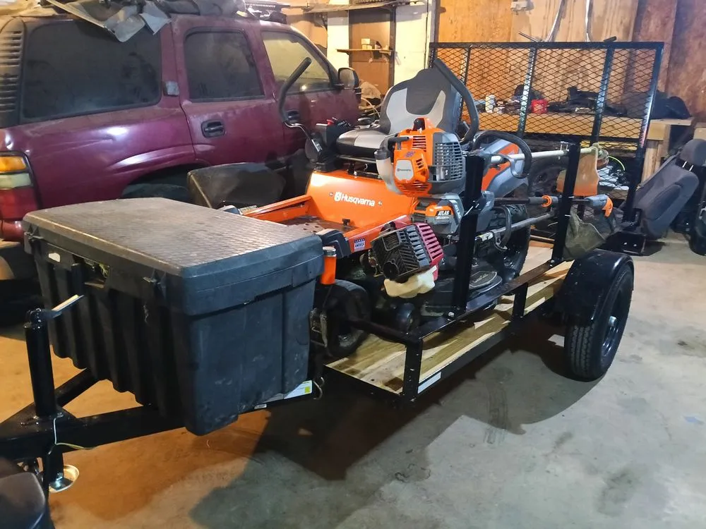 Local yard maintenance in Crossville, AL by George's Lawn Care