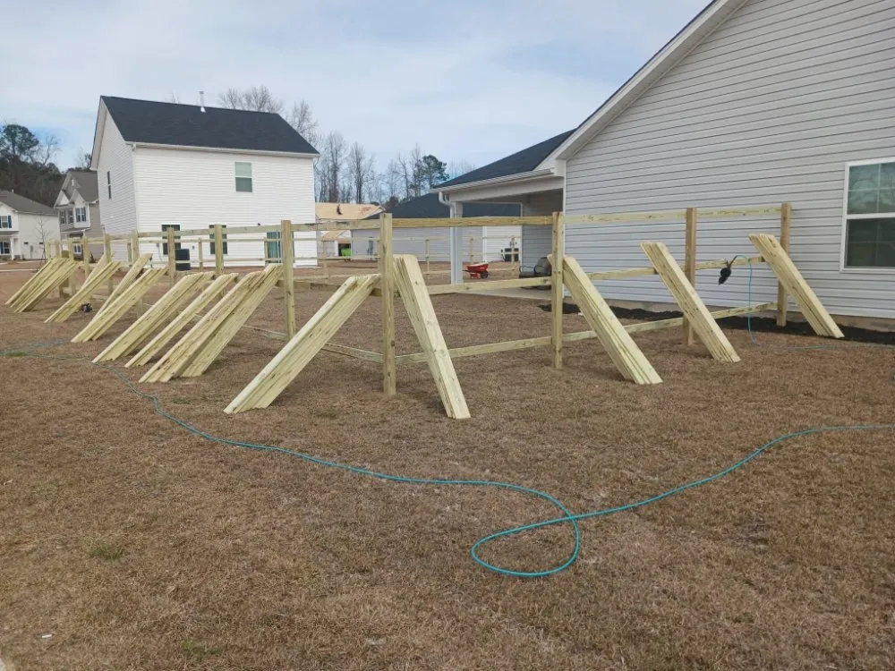 Custom lawn care service in Lugoff, SC - George's Woodworks and Lawn Maintenance