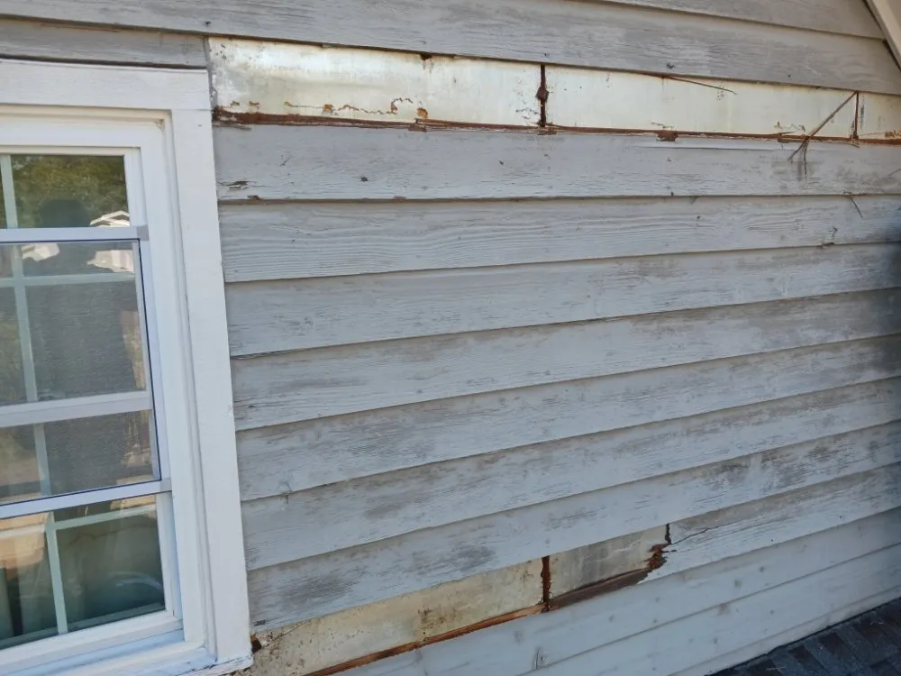 Custom landscape installation for homes in Lugoff, SC by George's Woodworks and Lawn Maintenance