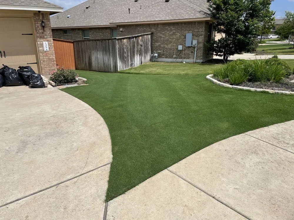 Local garden landscaping in Georgetown, TX by Georgetown Lawn Leveling