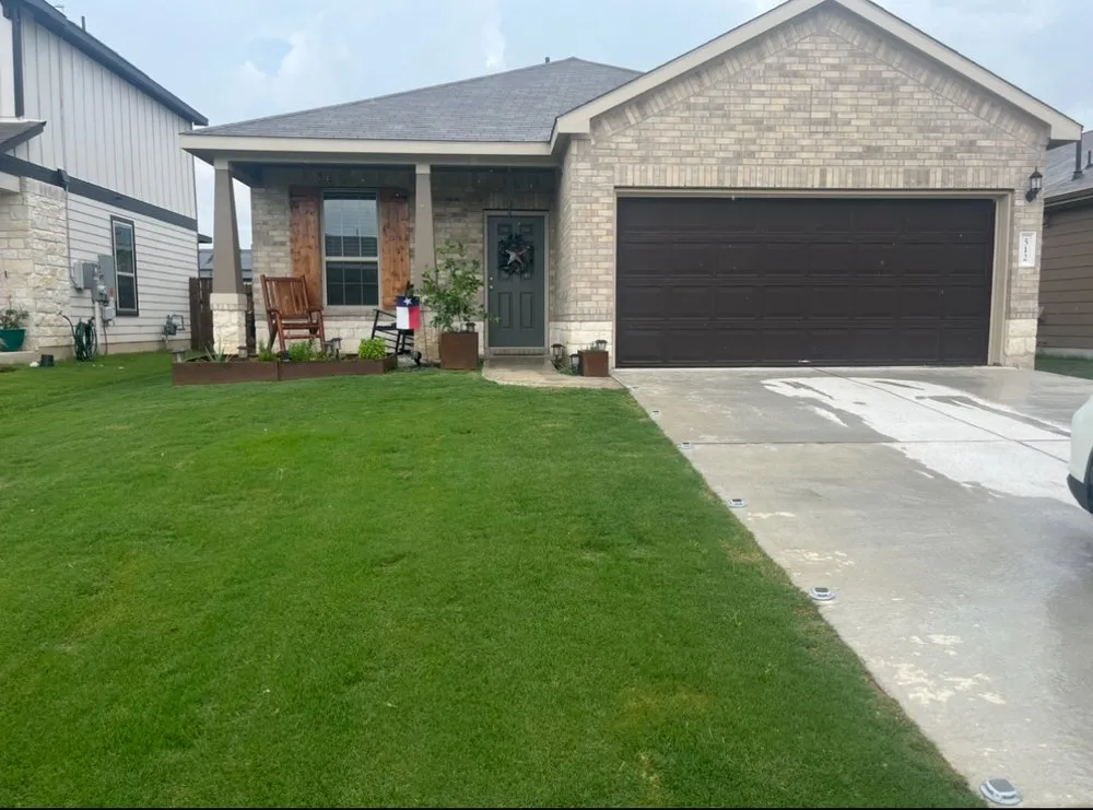 Custom garden landscaping in Georgetown, TX - Georgetown Lawn Leveling