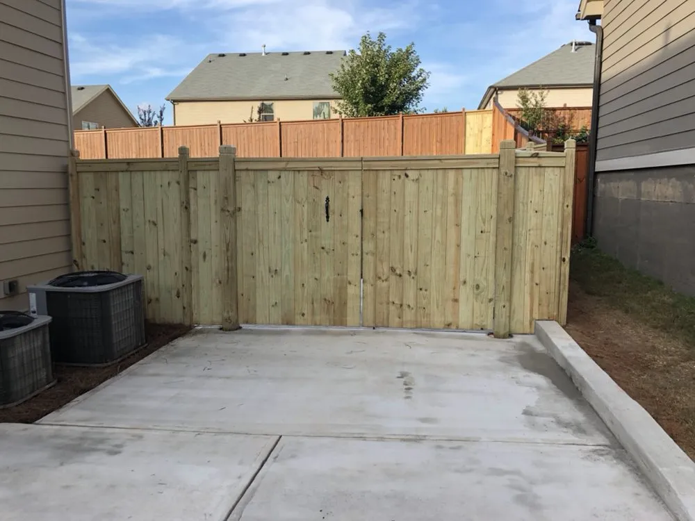 Expert lawn care service experts serving Norcross, GA - Georgia Fence Company