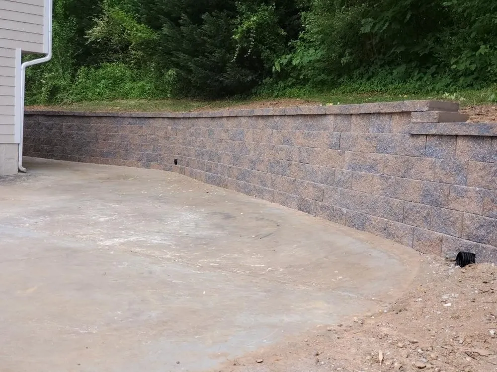 Affordable yard cleanup service for residential properties across Lilburn, GA - Georgia Oak Landscaping