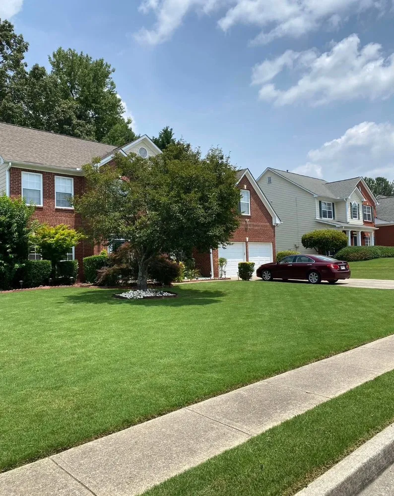 Reliable yard cleanup service for outdoor upgrades across Flowery Branch, GA - Georgia Seasons Landscape