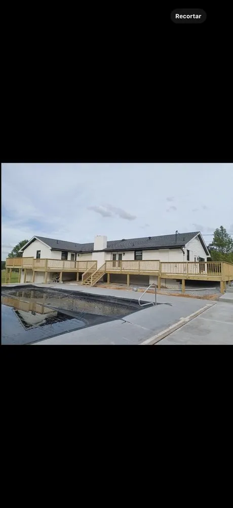 Custom garden landscaping for homes in Athens, GA by Georgia Top Landscaping