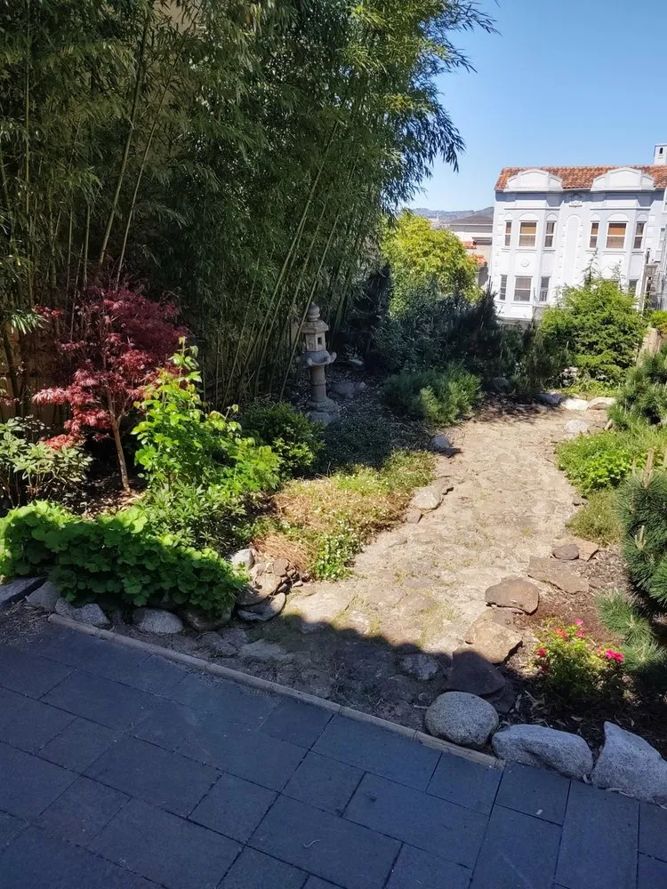 Custom residential landscaping for beautiful yards in Marietta, GA by Georgia Urban Landscapes