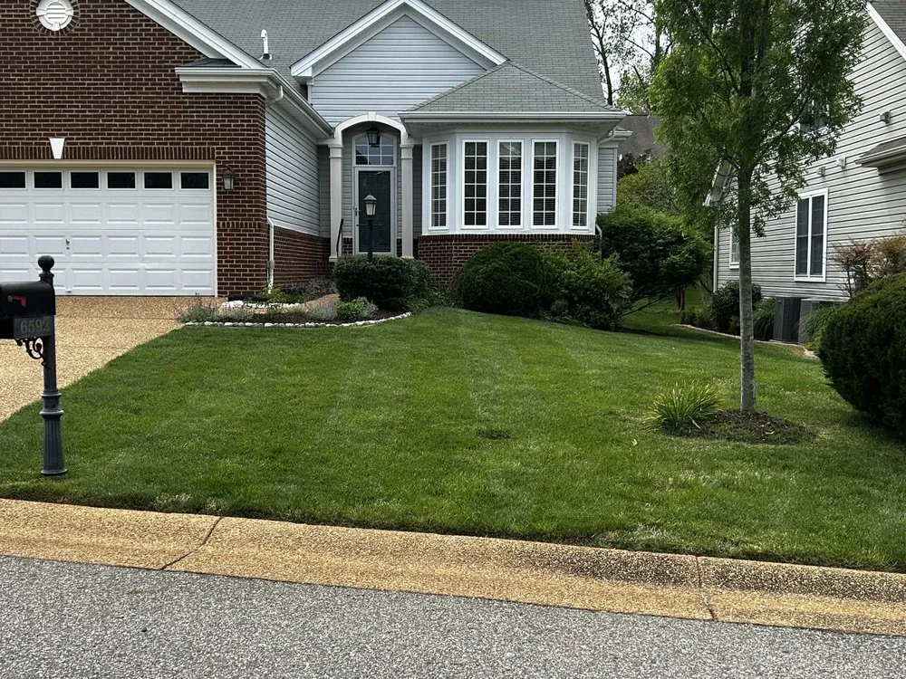 Expert yard maintenance for beautiful yards in Williamsburg, VA by Geo’s Lawn Services