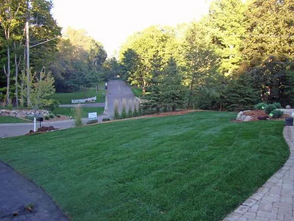 Top-rated garden landscaping in Peachtree City, GA - Geo's Tree Services