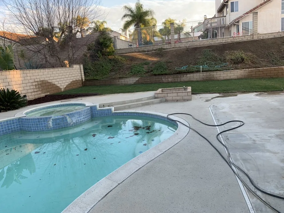 Local lawn mowing service experts serving Lake Elsinore, CA - Geoturf Landscape