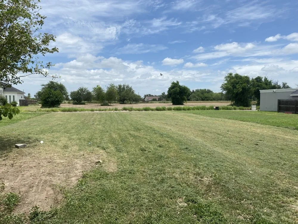 Trusted residential landscaping in Mission, TX by Ger N Dam Mowing