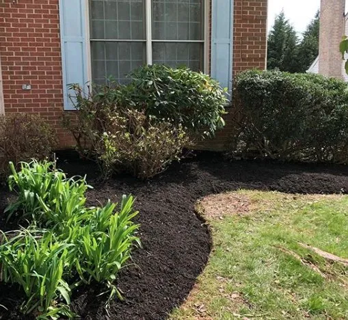 Custom residential landscaping in Germantown, MD by Gerald's Landscaping