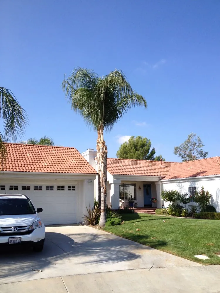 Custom residential landscaping with custom design across Santa Clarita, CA - Gerardo Landscape