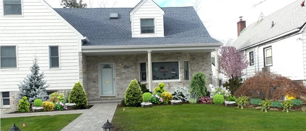 Professional yard cleanup service experts serving Valley Stream, NY - Gerardo Landscaping