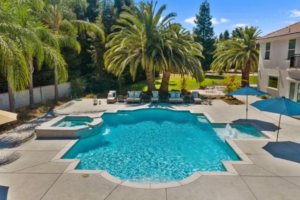 Geremia Pools & Landscaping