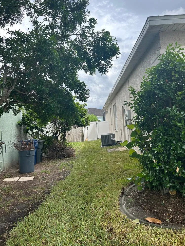 Trusted yard cleanup service for residential properties across Bradenton, FL - German R Lawn Service