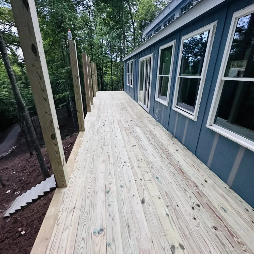 Trusted yard cleanup service in Knoxville, TN - Gero Painting & Landscaping