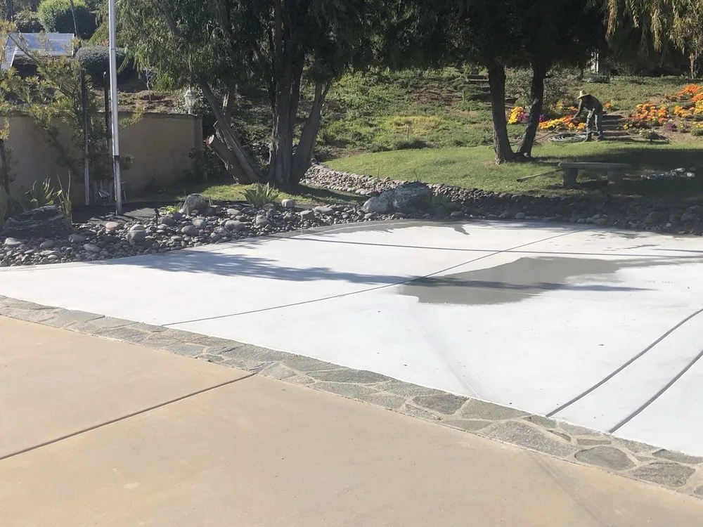 Expert garden landscaping in Fallbrook, CA by Geronimo Landscape