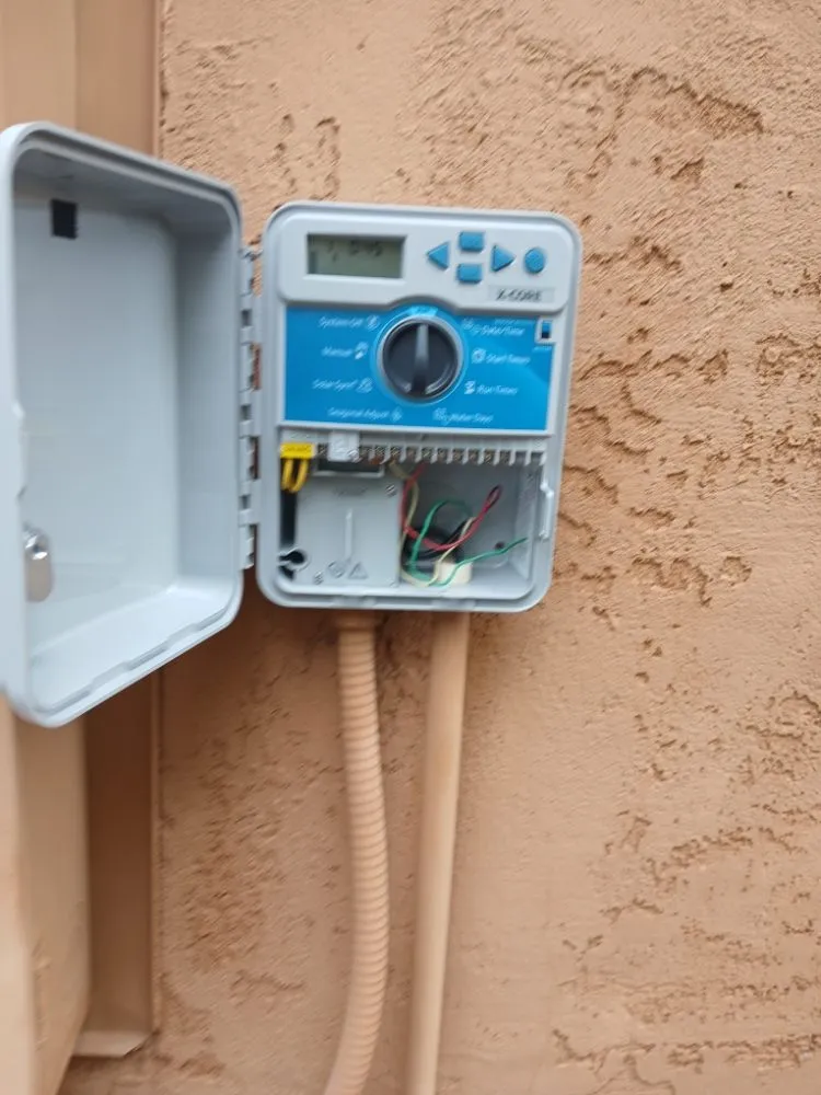 Expert lawn mowing service in Phoenix, AZ by Geronimo Pacheco Landscaping