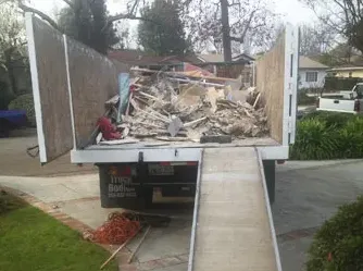 Professional yard cleanup service in Pittsburg, CA - Gerry's