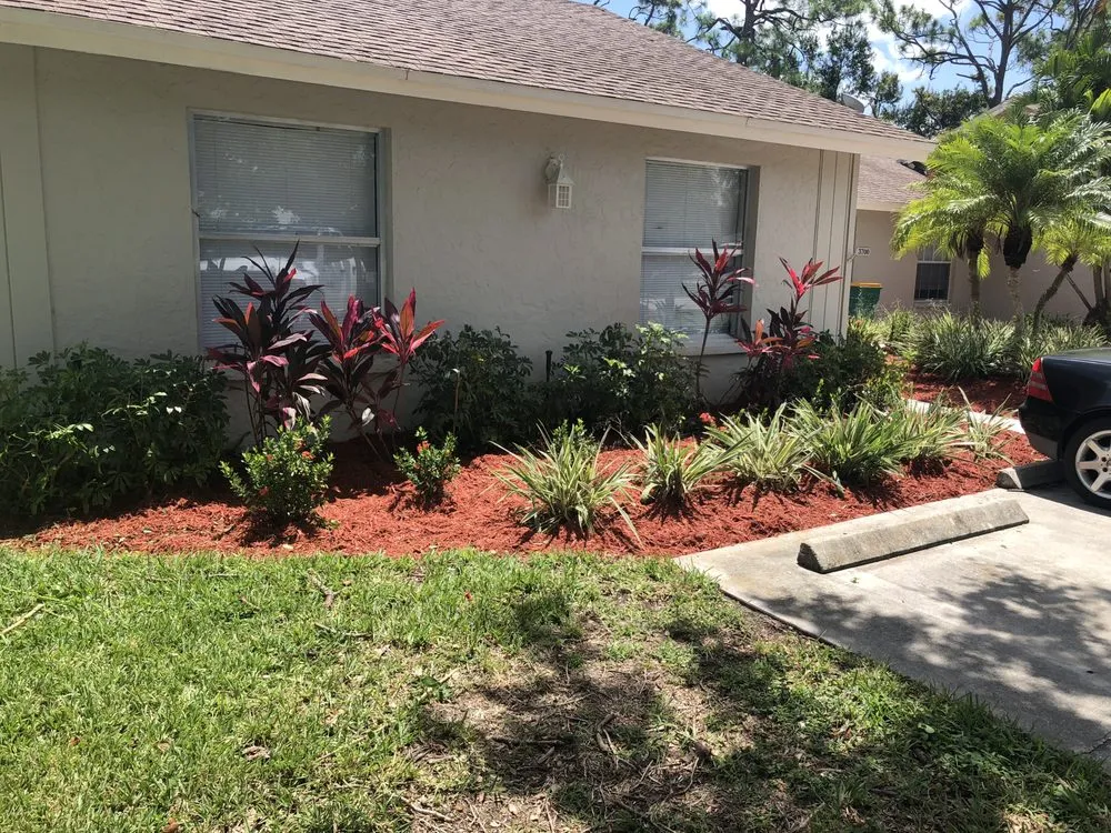 Reliable landscaping services in Naples, FL - Get It Cleaned