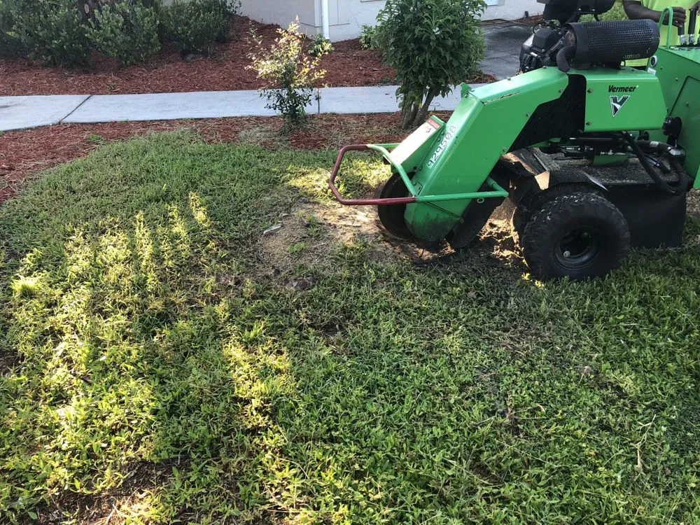 Local outdoor landscaping experts serving Naples, FL - Get It Cleaned
